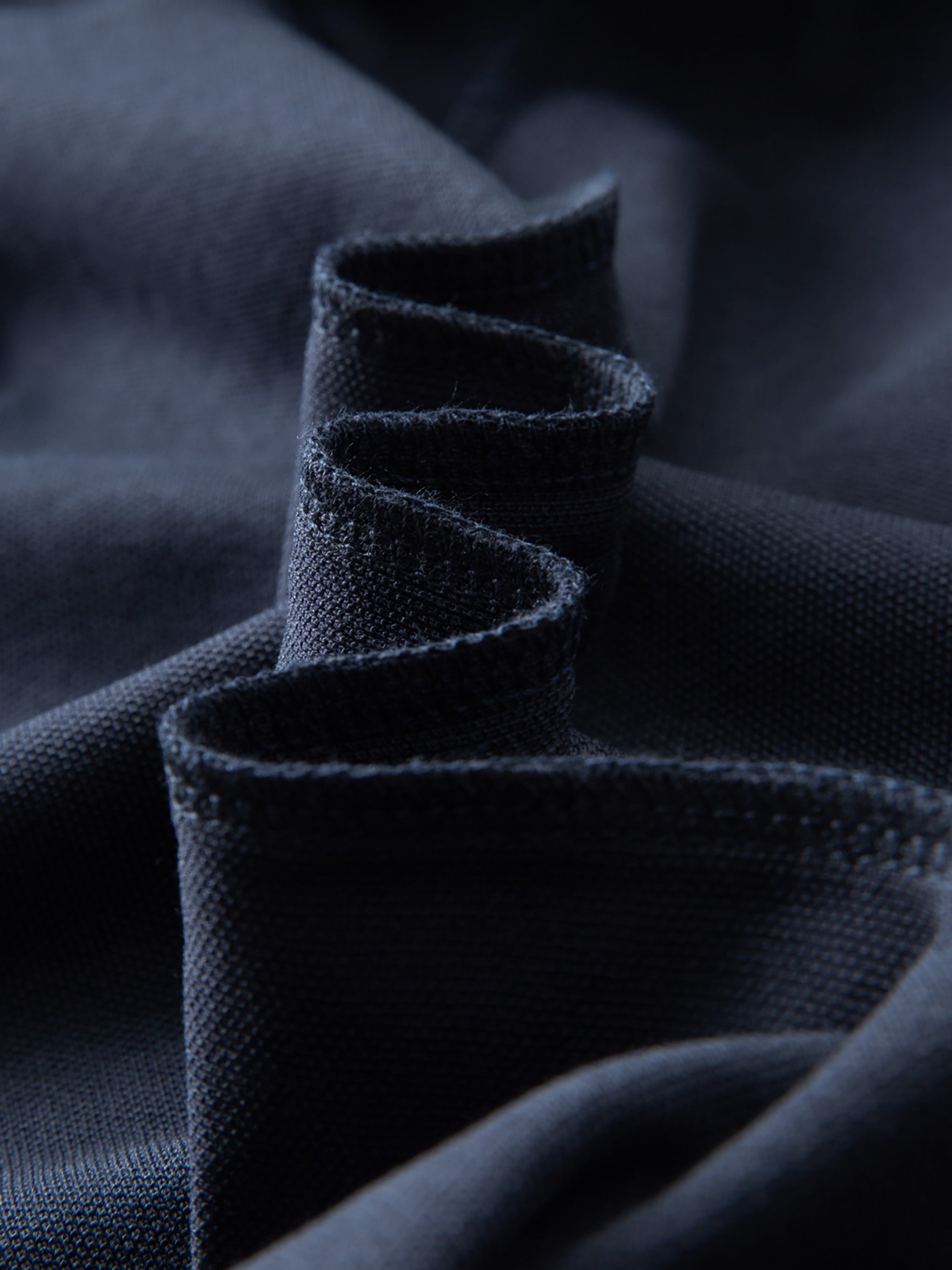 Edge Polo – Navy with White Contrast Collar